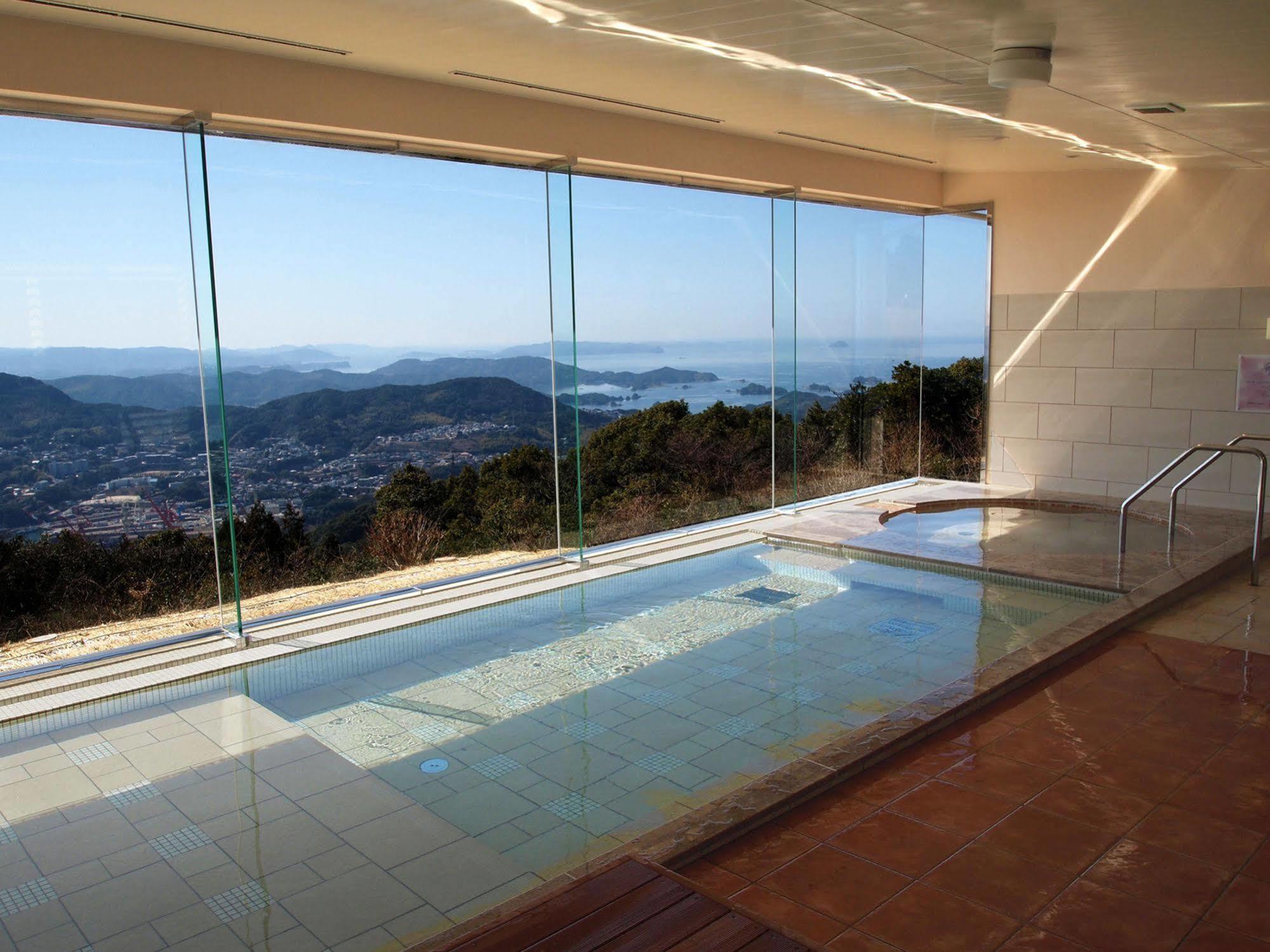 Yumihari-No-Oka Hotel Sasebo Eksteriør bilde