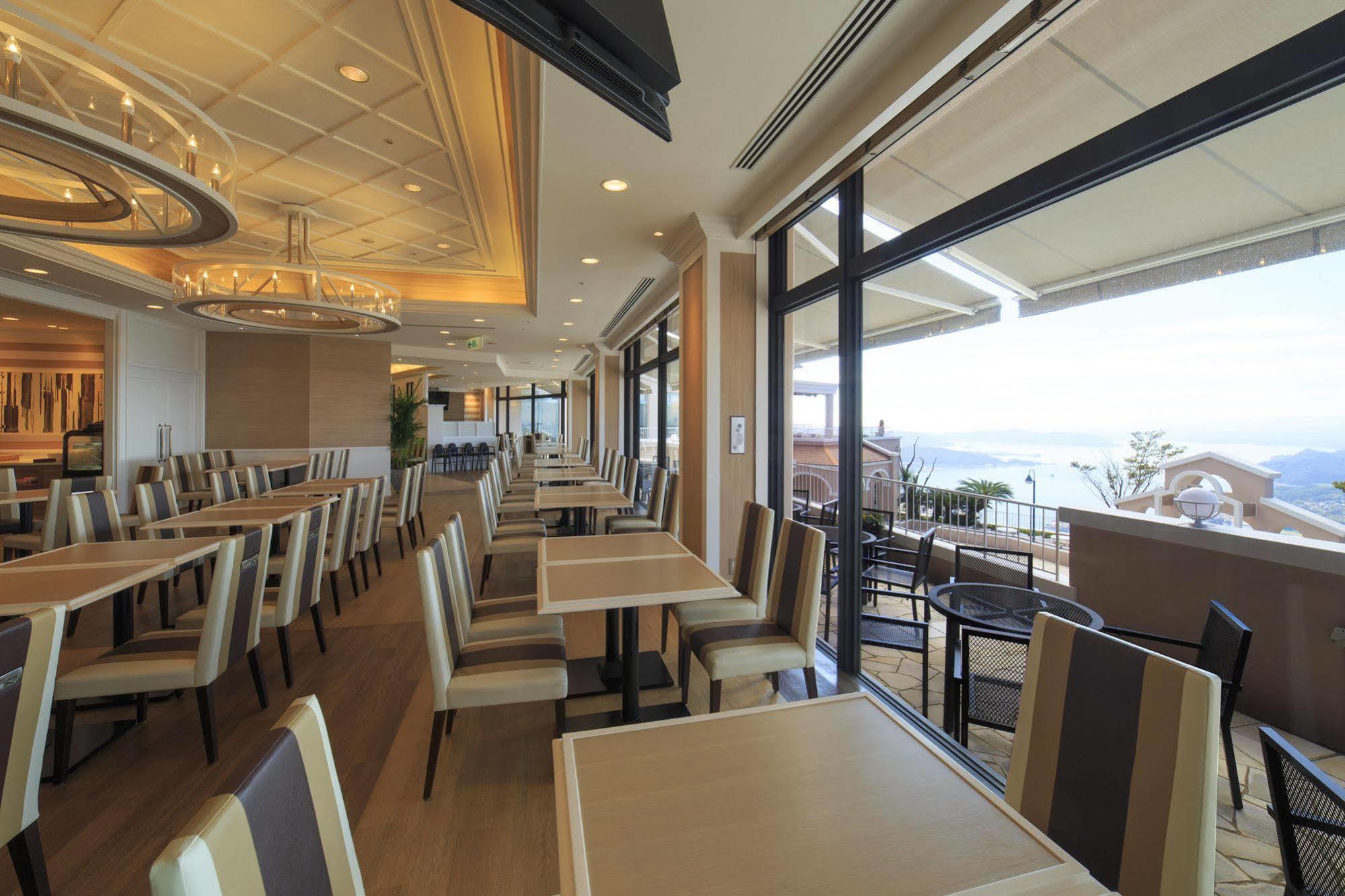 Yumihari-No-Oka Hotel Sasebo Eksteriør bilde