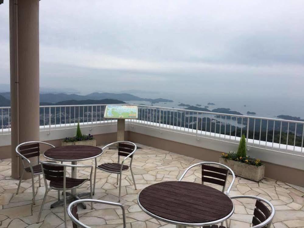 Yumihari-No-Oka Hotel Sasebo Eksteriør bilde